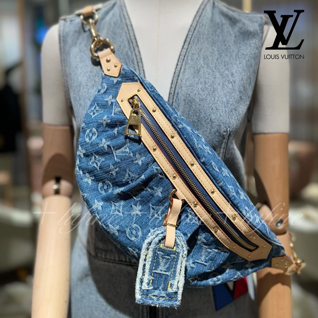 デニム生地が可愛い☆メンズもOK！】ルイヴィトン バムバッグ (Louis