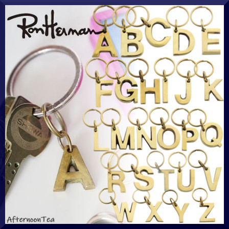 ジュエリーのような存在感】ロンハーマンイニシャルキーリング (Ron