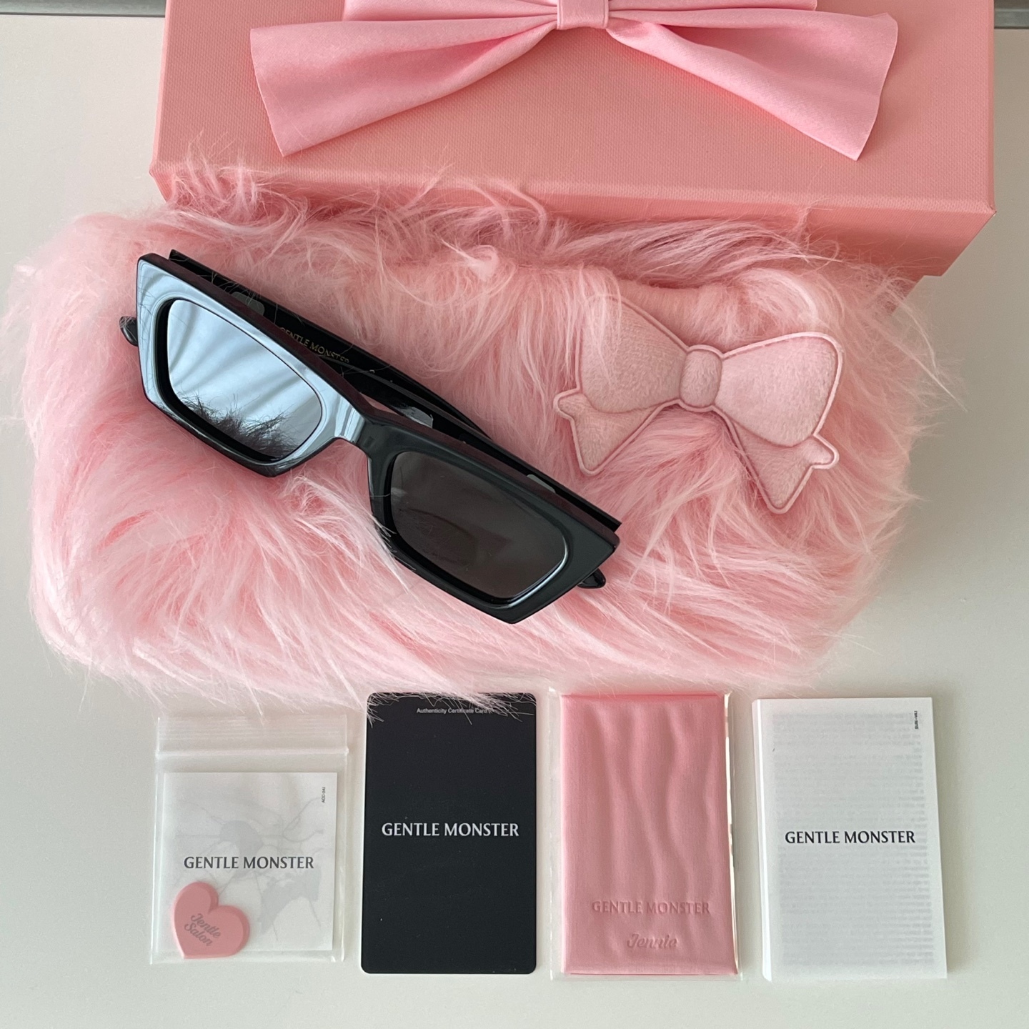 Gentle Monster x Jennie】Jentle Salon☆Baby Pony 01☆Black (Gentle