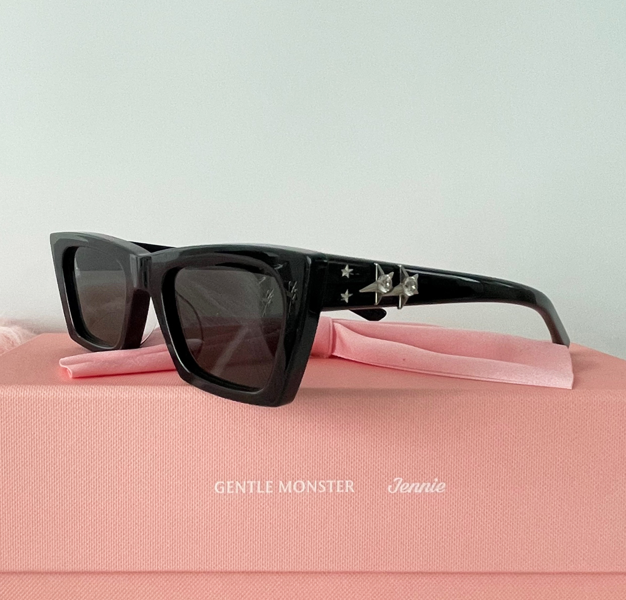 Gentle Monster x Jennie】Jentle Salon☆Baby Pony 01☆Black (Gentle