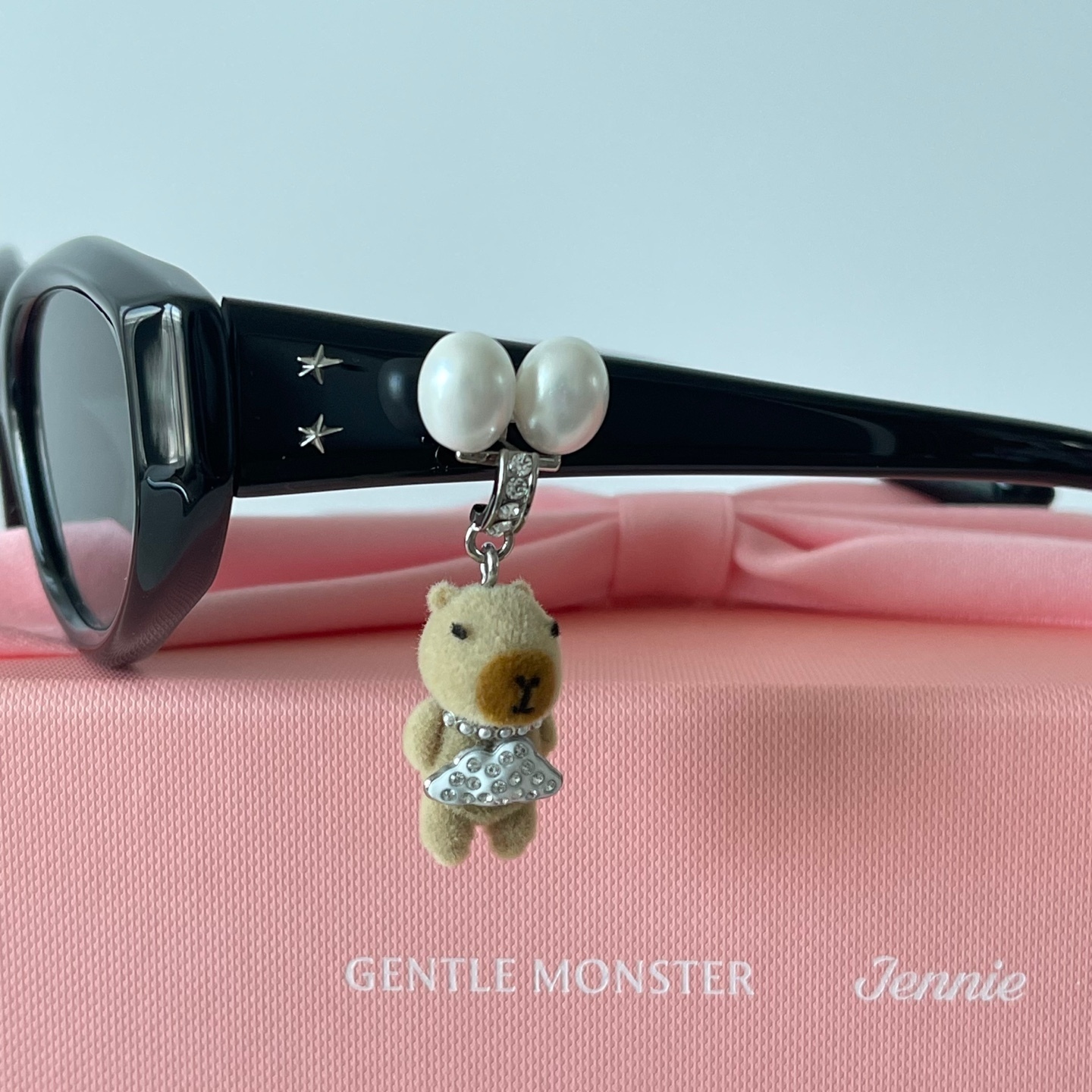 Gentle Monster x Jennie】 Petite Cooing☆カピバラ チャーム (Gentle