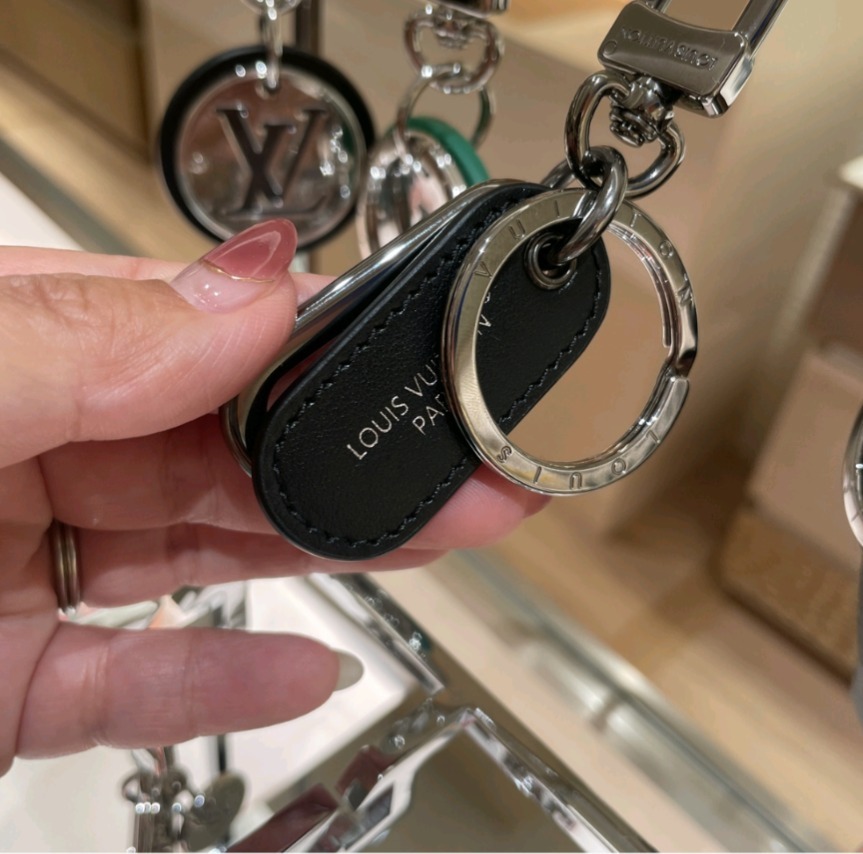 Louis Vuitton】プレゼントに最適♪ キーホルダー (Louis Vuitton/キー