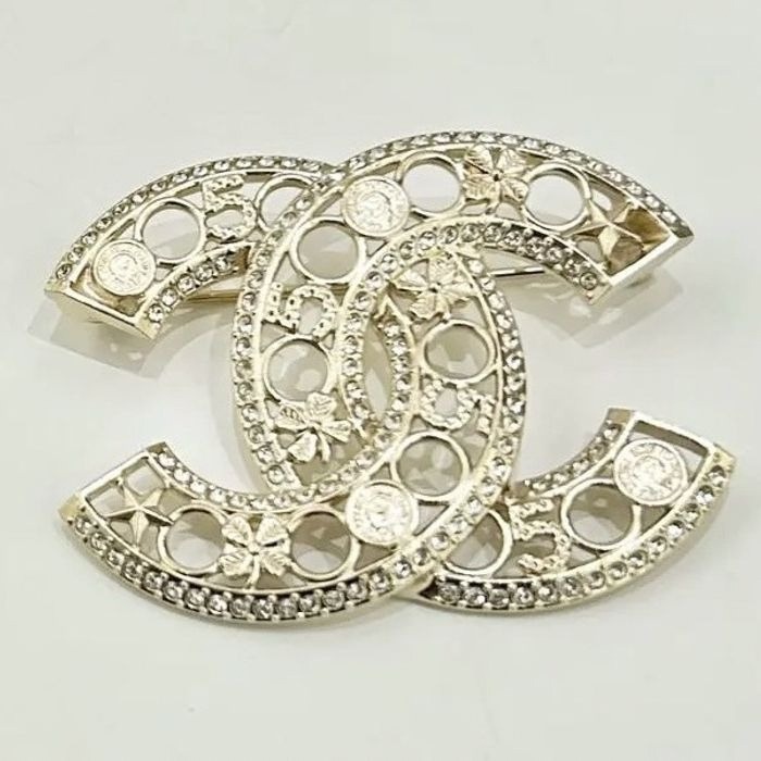 超美品 シャネル スター 星 ブローチ レジン ココマーク カーキ 17C