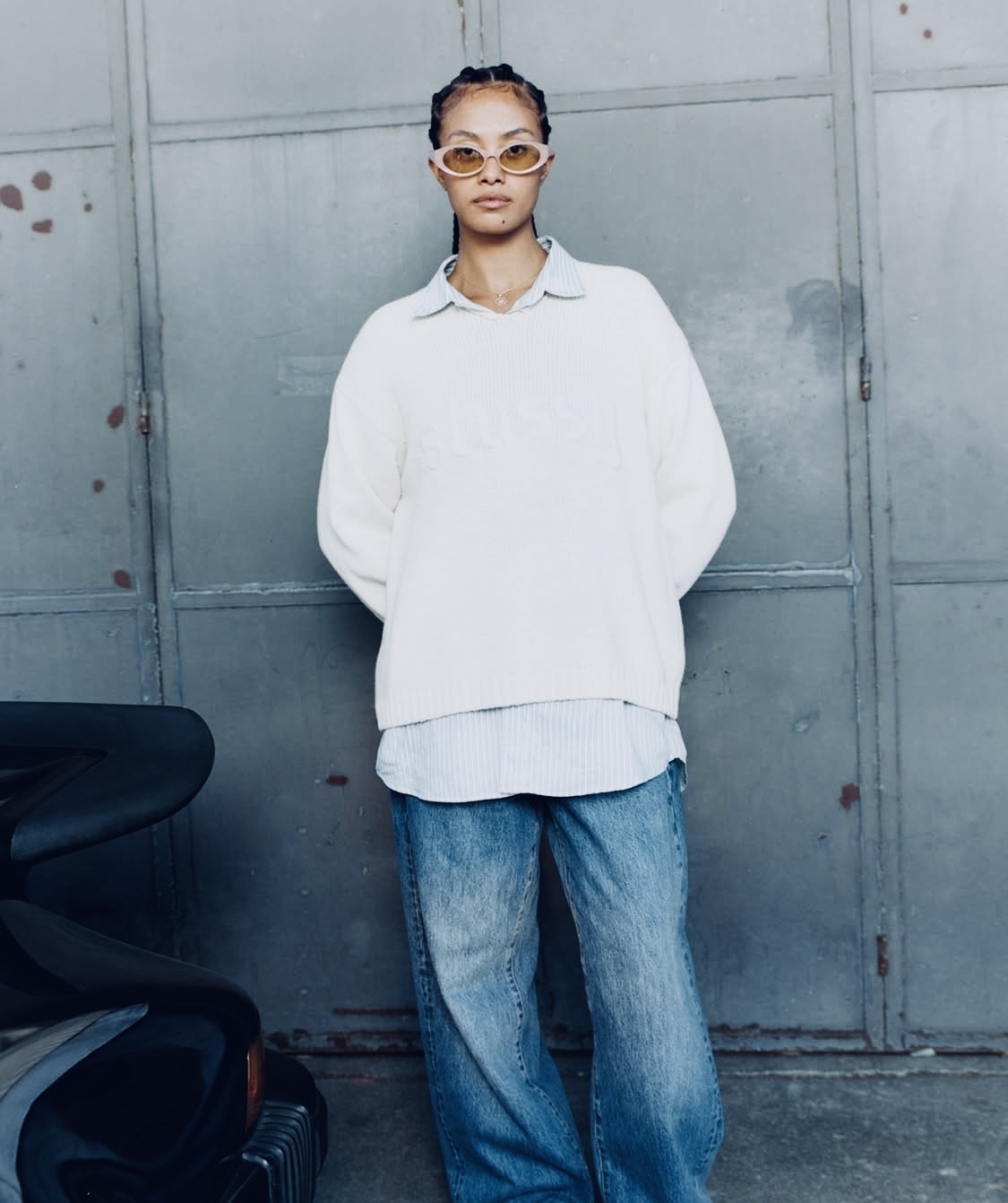 STUSSY FA'24】Stussy Embroidered V-Neck Logo Sweater (STUSSY