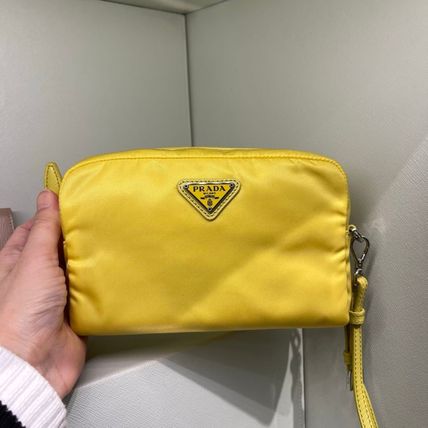 イエロー（黄色）系 PRADA(プラダ) ポーチ(レディース) - ブランド通販