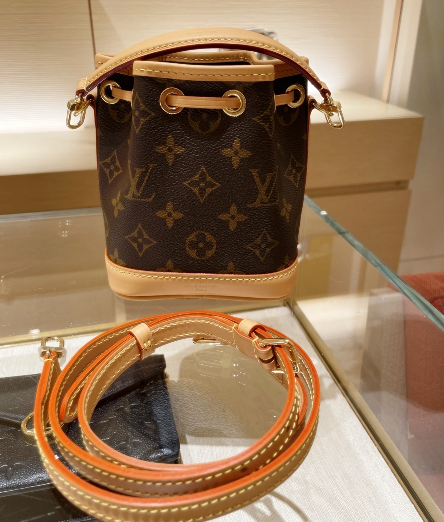 ルイヴィトン☆ナノ・ノエ モノグラム☆M81266・関税込み (Louis