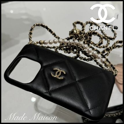 iPhone 15 Pro CHANEL(シャネル) スマホケース・テックアクセサリー