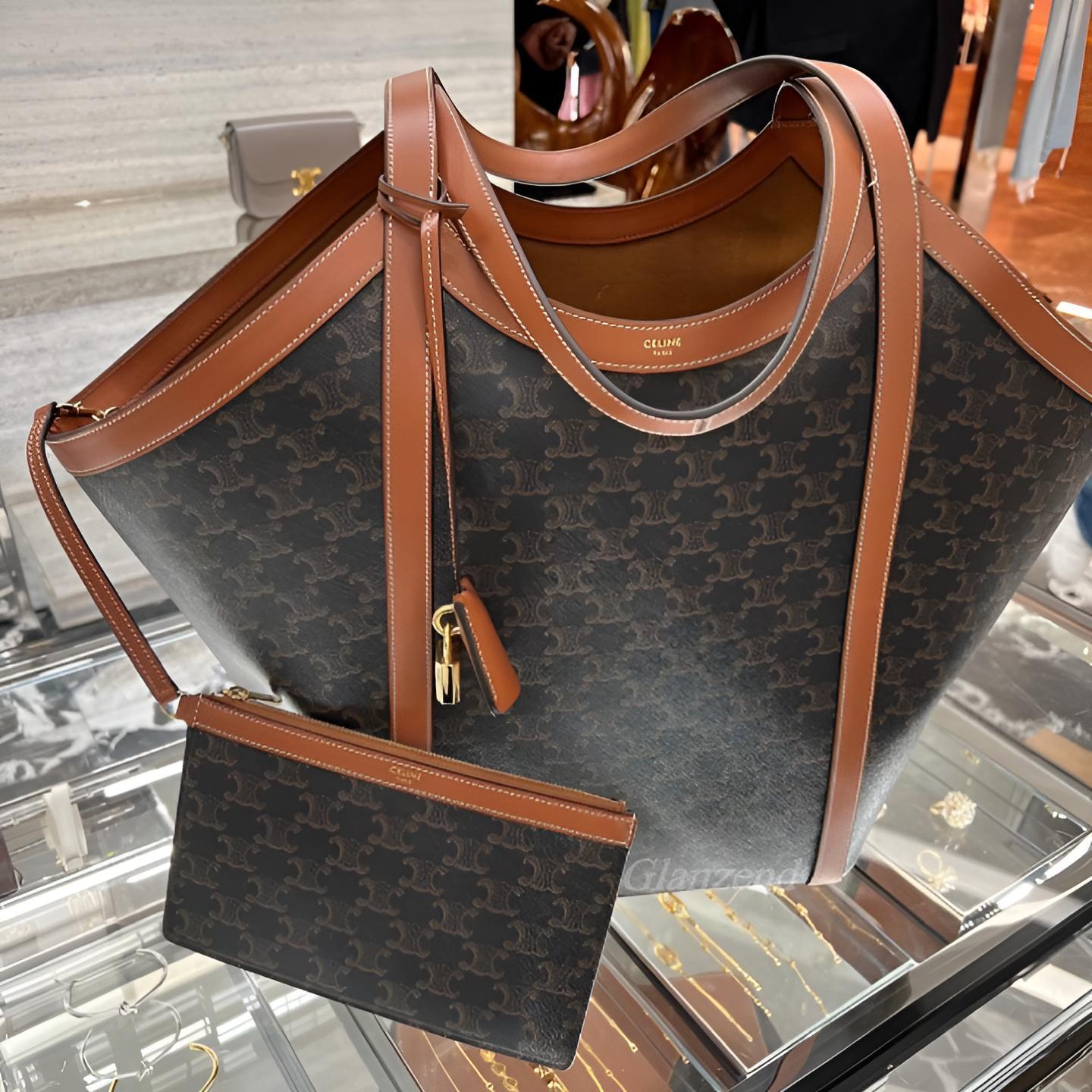 CELINE】トリオンフキャンバス ラージ カバ トートバッグ (CELINE