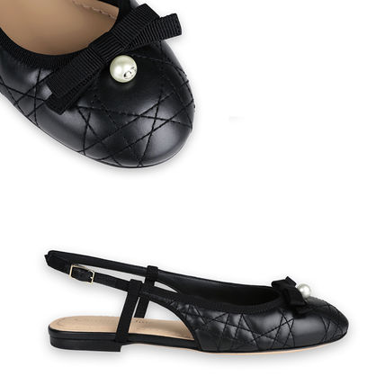 Dior(ディオール) フラットシューズ(レディース) - ブランド通販のBUYMA