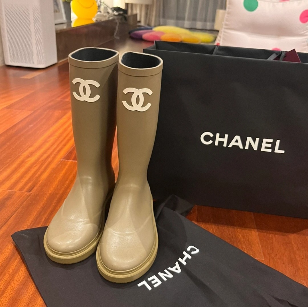 CHANEL】雨の日以外でも活躍♪ ☆ レインブーツ ☆ (CHANEL/レイン