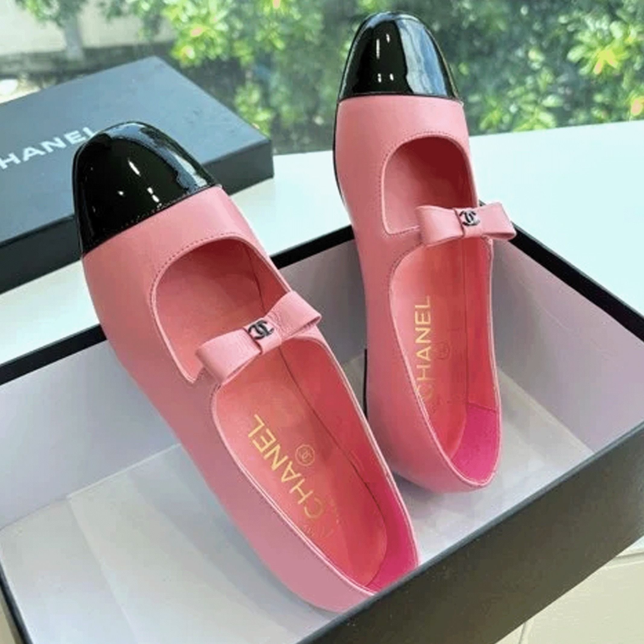 リボンが映える大人可愛いデザイン♪【CHANEL】メリージェーン (CHANEL