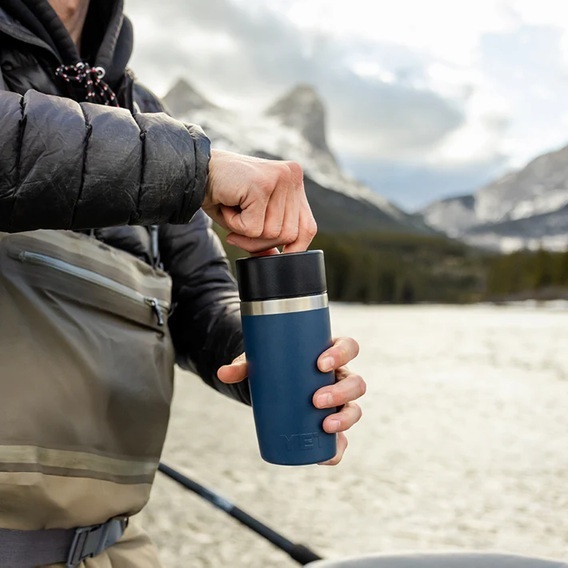 定番人気マグ【YETI】Rambler 12oz(354ml)トラベルボトル (YETI