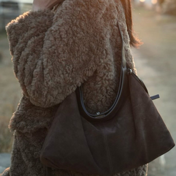 JOY GRYSON] Seli Shoulder Bag Suede 牛革スエード 送料税込 (JOY
