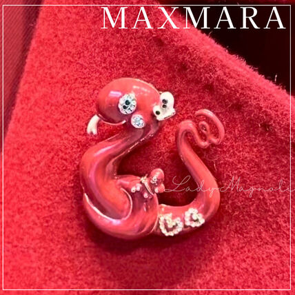 レッド（赤）系 Max Mara(マックスマーラ) ブローチ・コサージュ
