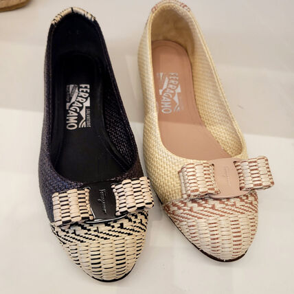 スタッズ FERRAGAMO(フェラガモ) 靴・シューズ(レディース) - ブランド