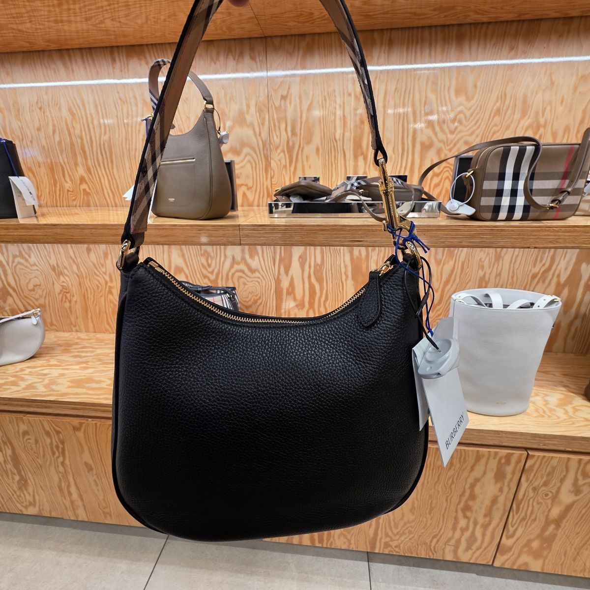 BURBERRY] バーバリーHOBO BAG レザーホーボー バッグ (Burberry