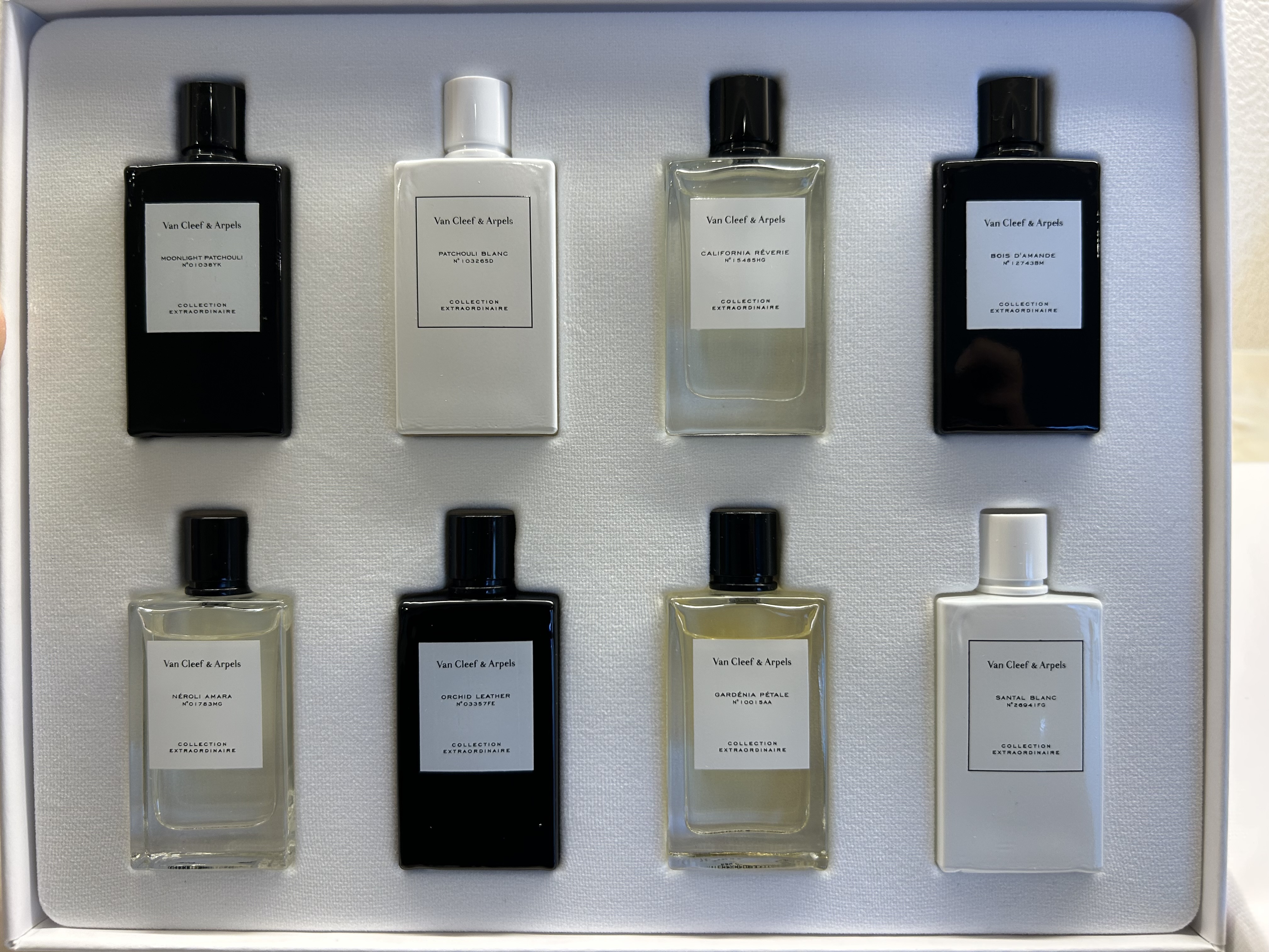 ギフトにも【美しい香水】VCA ヴァンクリ ミニチュア8本セット (Van