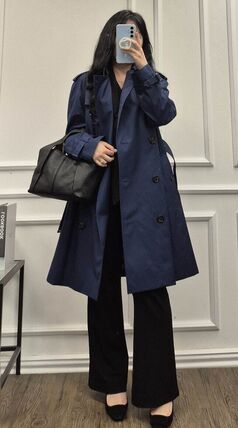 ネイビー（紺）系 Burberry(バーバリー) コート(レディース