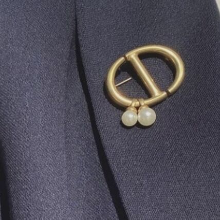 ブローチ Dior(ディオール) - ブランド通販のBUYMA