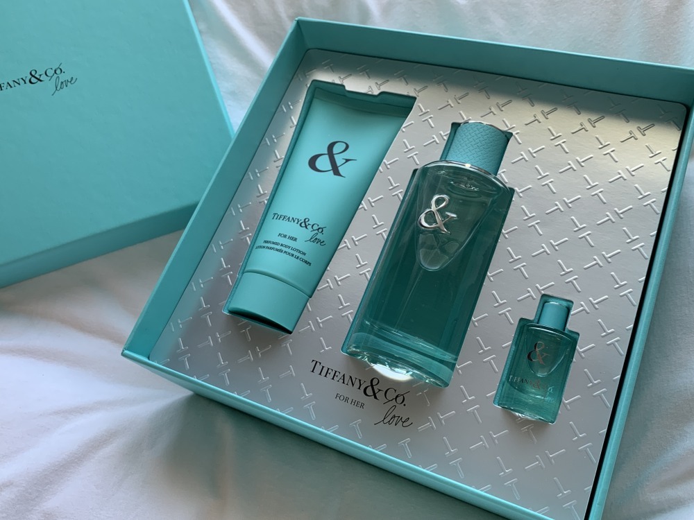 ティファニー ＆ラブ オードパルファム ギフトセット FOR HER (Tiffany