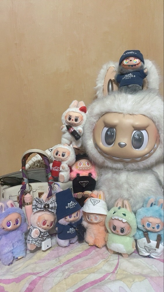 Pop Mart The Monsters Zimomo Angel In Clouds Vinyl Face Doll (POP