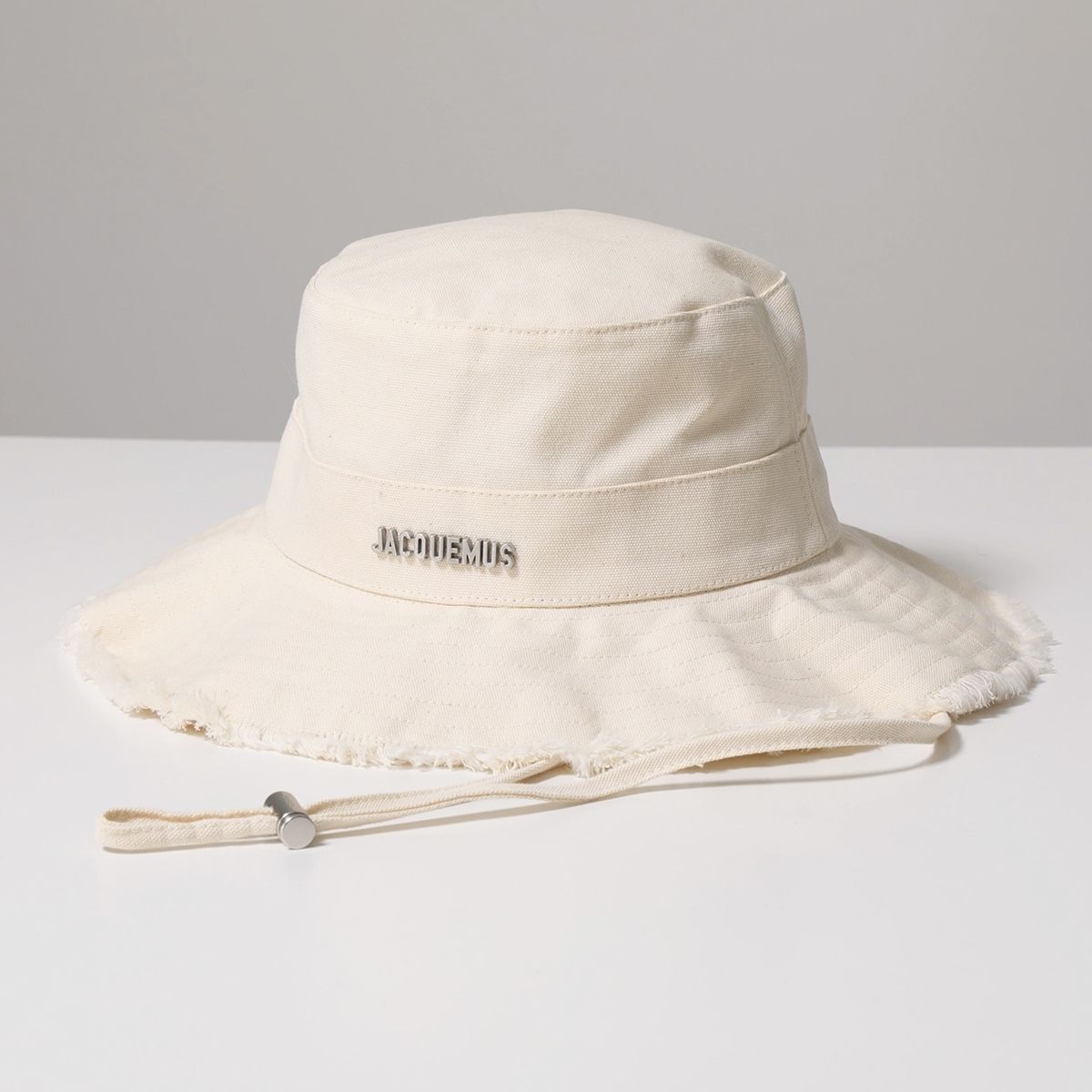 最旬！JACQUEMUS(ジャックムス)のバケットハットを1万円台でゲット