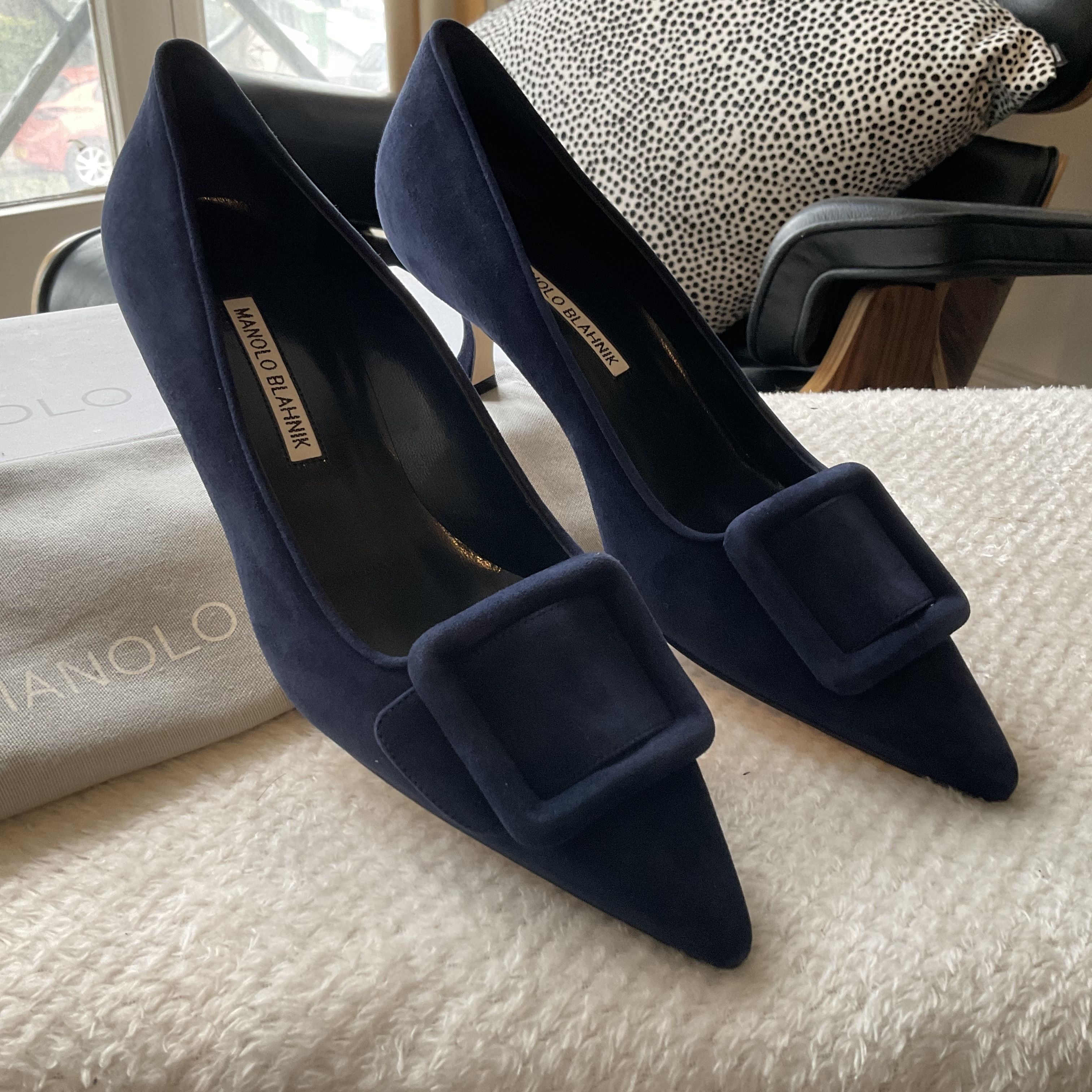 世界中の女性を魅了する「Manolo Blahnik(マノロブラニク)」人気