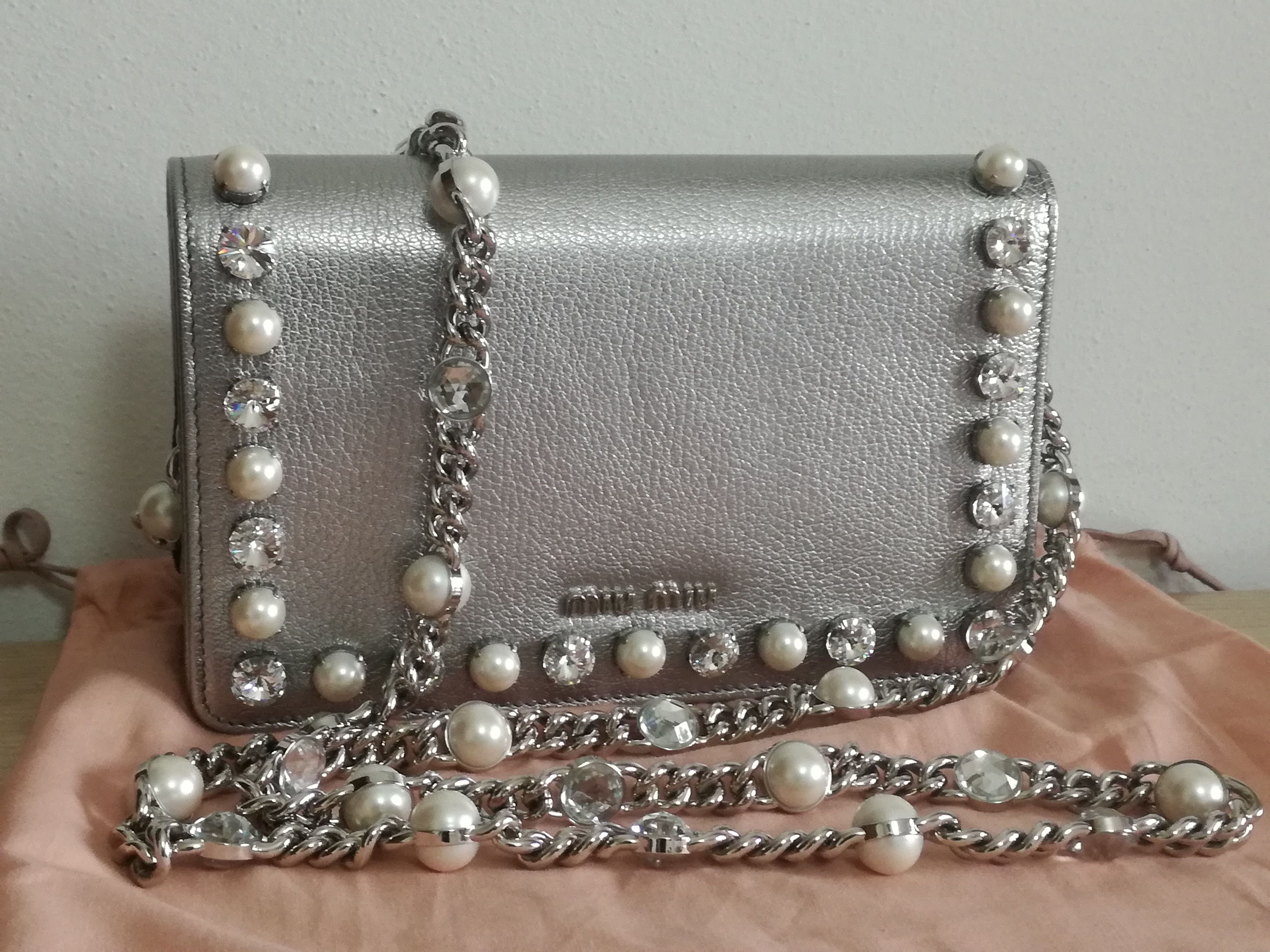 miumiuマドラスクリスタル☆パールビジューバッグ☆シルバー (MiuMiu