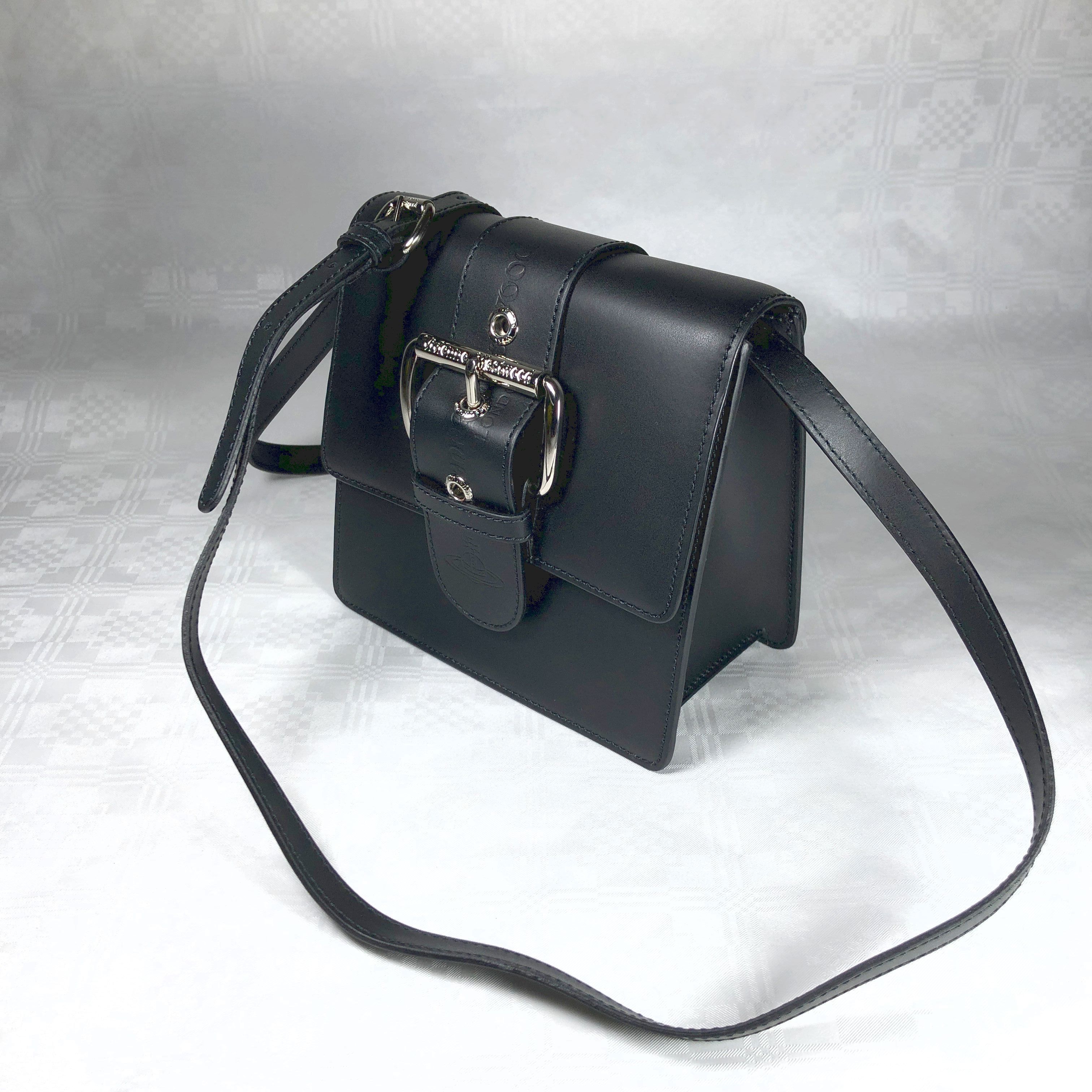 国内即発】Vivienne Westwood☆ALEX S size レザーBAG☆BLACK