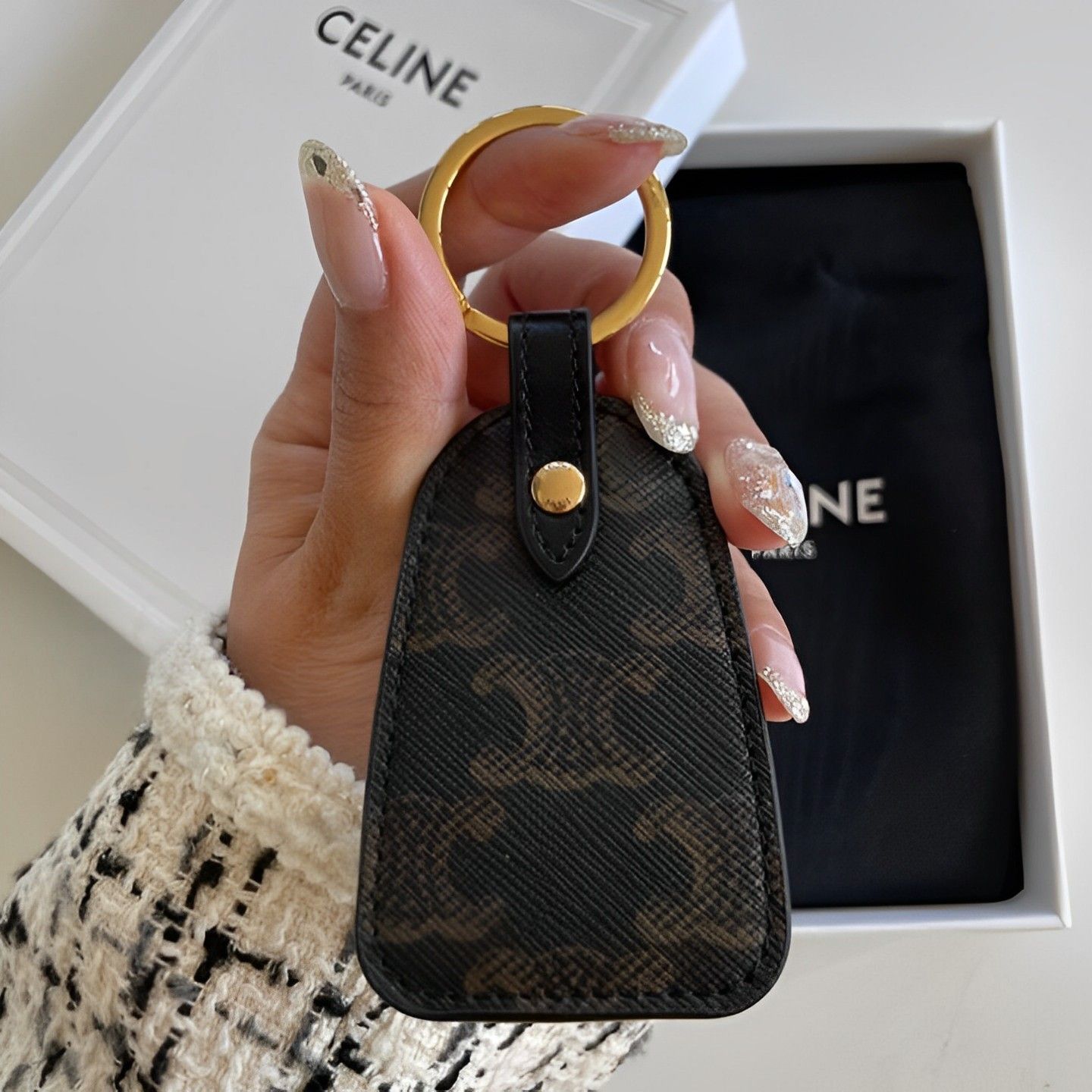 CELINE】トリオンフ キャンバス&カーフスキン キーホルダー (CELINE