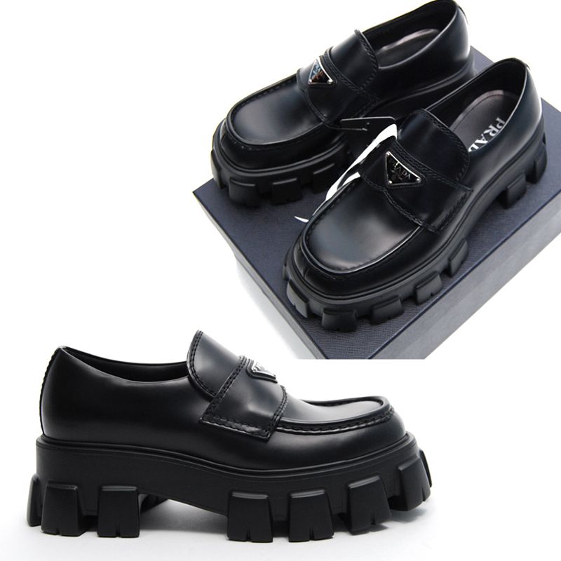 関税負担なし☆プラダ モノリス ブラッシュドレザー ローファー (PRADA