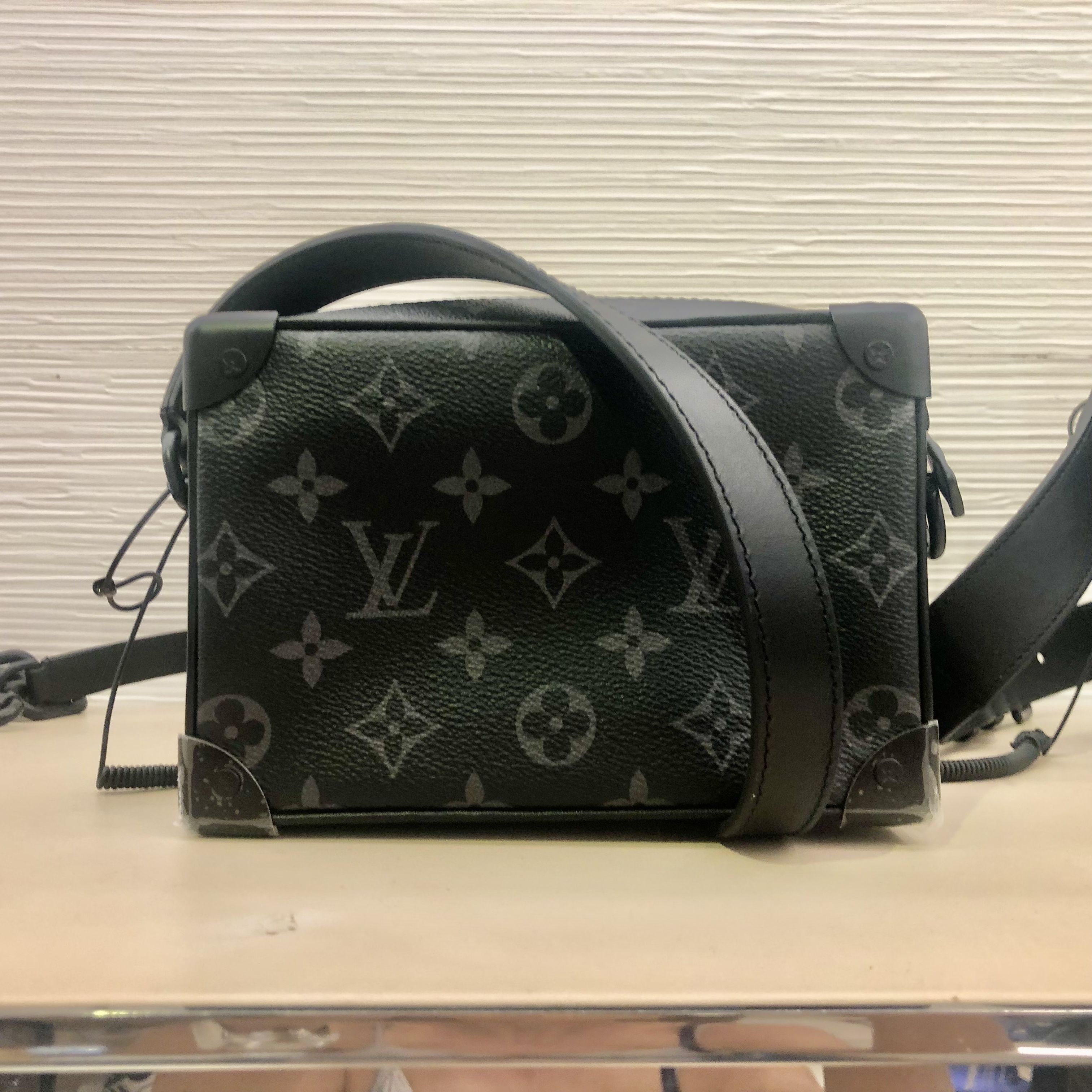 BTS JIMIN SUGA さん着用【Louis Vuitton】ミニ・ソフトトランク