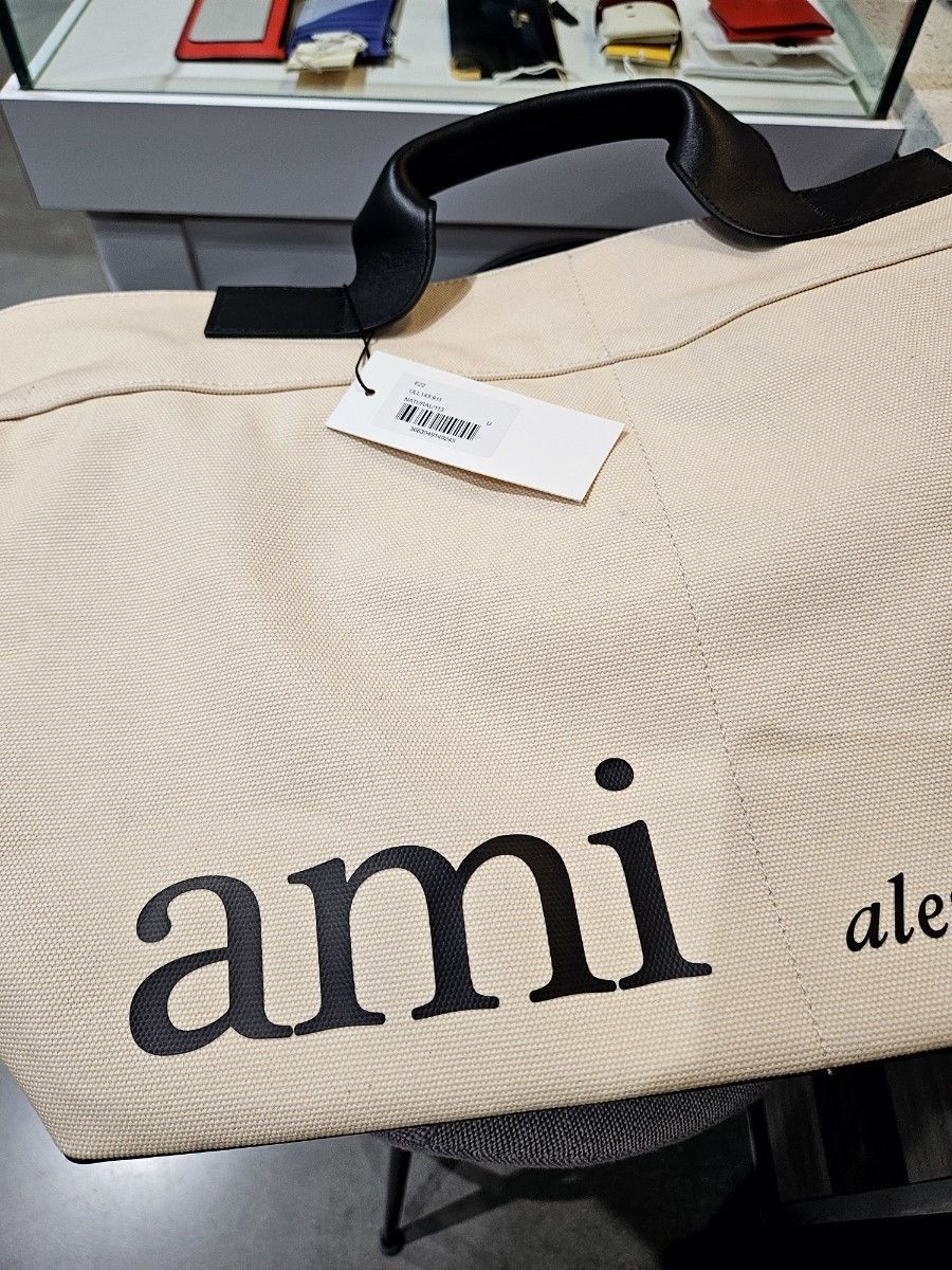 AMI PARIS｜アミパリス ハートロゴ入り LARGE MARKET BAG (AMI PARIS