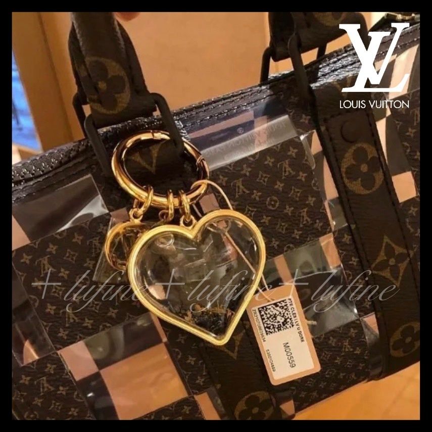 ギフトに◎中身がゆらゆら動く♪】ルイヴィトン キーホルダー (Louis