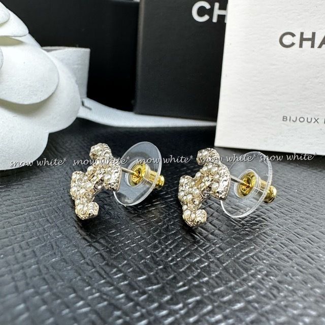明日着 限定 キラキラ♪ストーンxパール CCマークピアス CHANEL