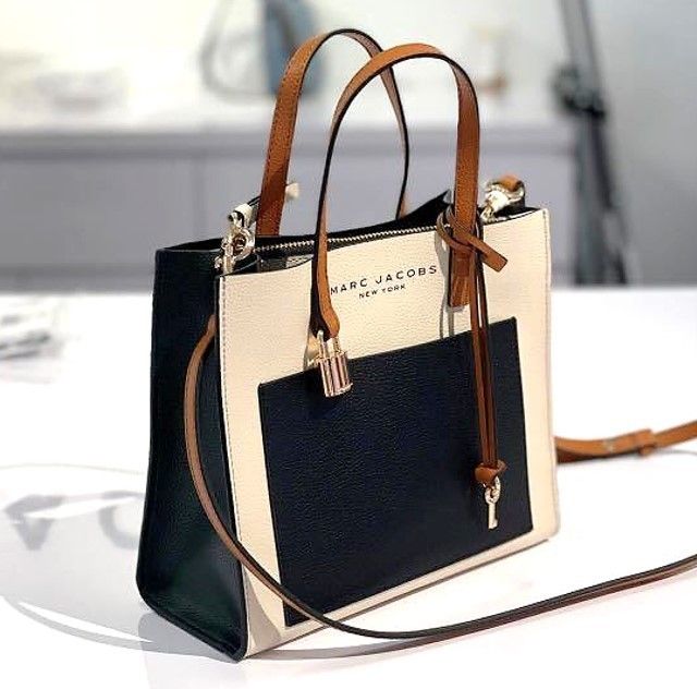 再入荷! MARC JACOBS The Mini Grind Bag 2WAYバッグ♪ (MARC JACOBS