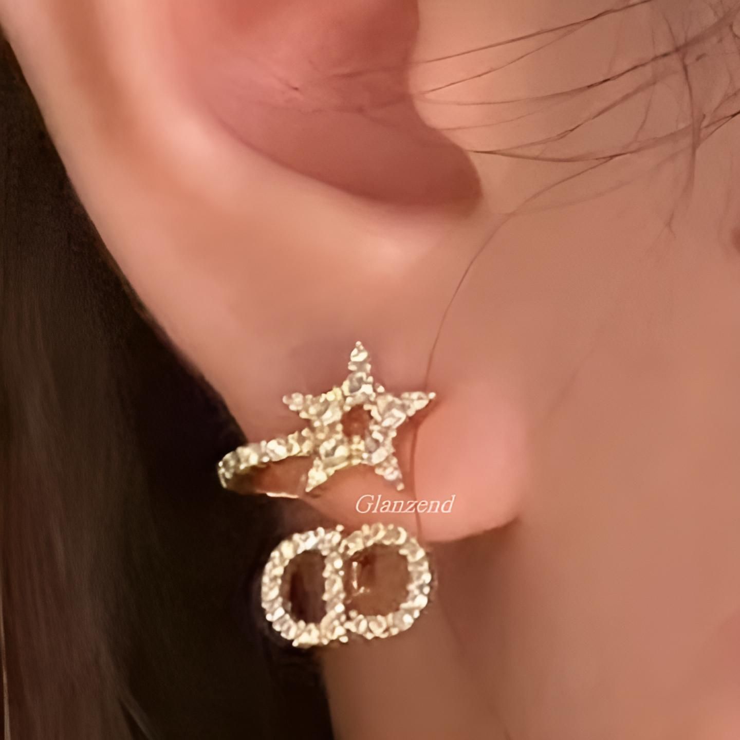 ☆人気の星モチーフ☆【Dior】《CLAIR D LUNE》CDロゴ ピアス (Dior