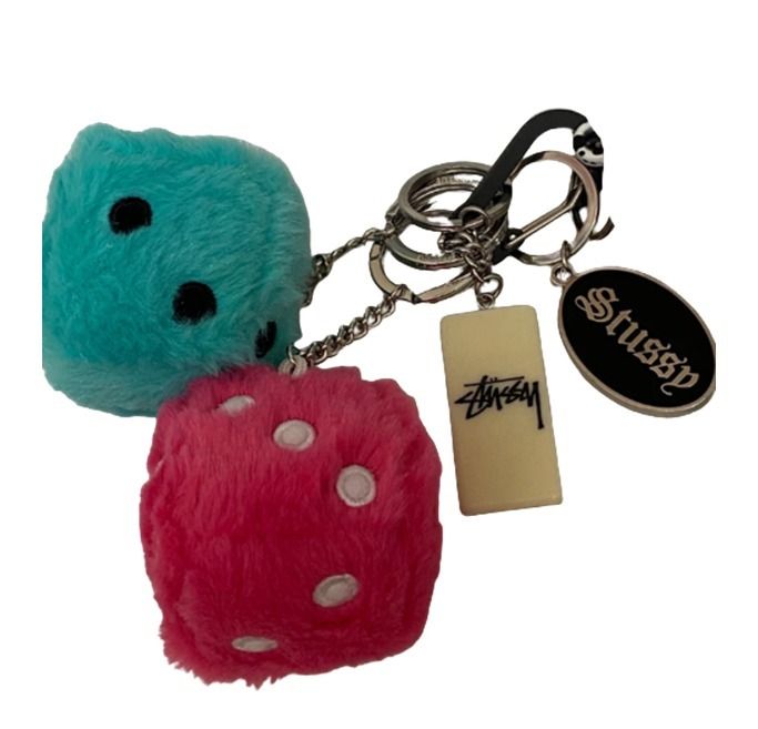 ☆人気☆【STUSSY】☆FUZZY DICE KEYCHAI.N☆PINK☆ (STUSSY/キー