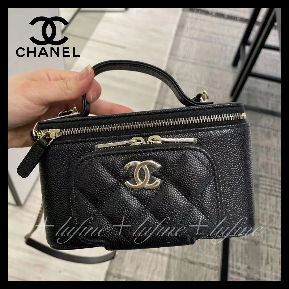 可愛くて使いやすい♪】シャネル ミニポケット付き バニティ (CHANEL