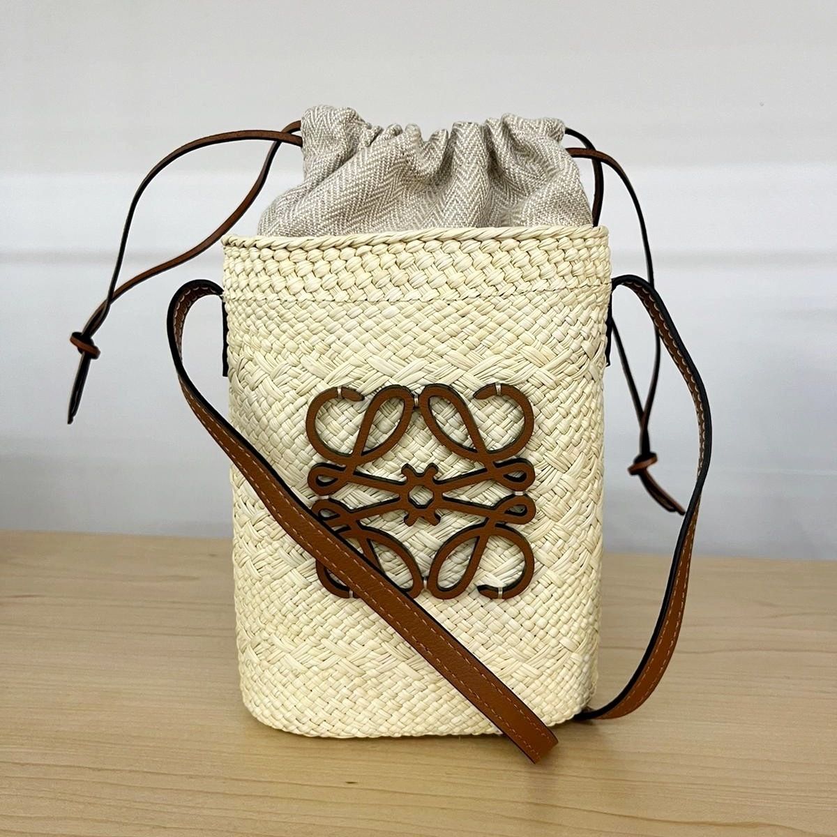 LOEWE ロエベ スクエアポケット（イラカヤシ＆カーフ） (LOEWE/かご