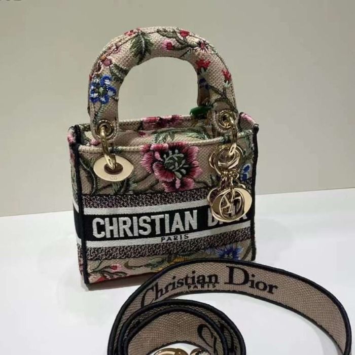 ☆Dior☆LADY D-LITE バッグ ミニ Petites Fleurs 花柄刺繍 (Dior