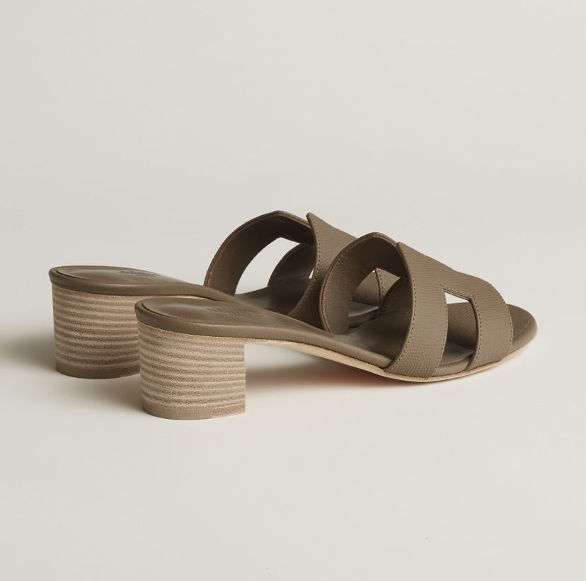 人気【エルメス】オアジス Oasis エトープ サンダル (HERMES/サンダル