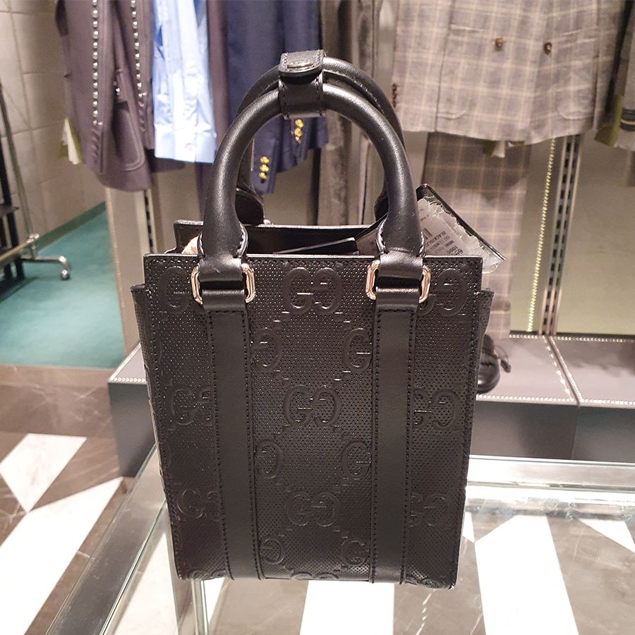 セール】グッチ☆GGエンボス レザー ミニ トートバッグ 696010 (GUCCI