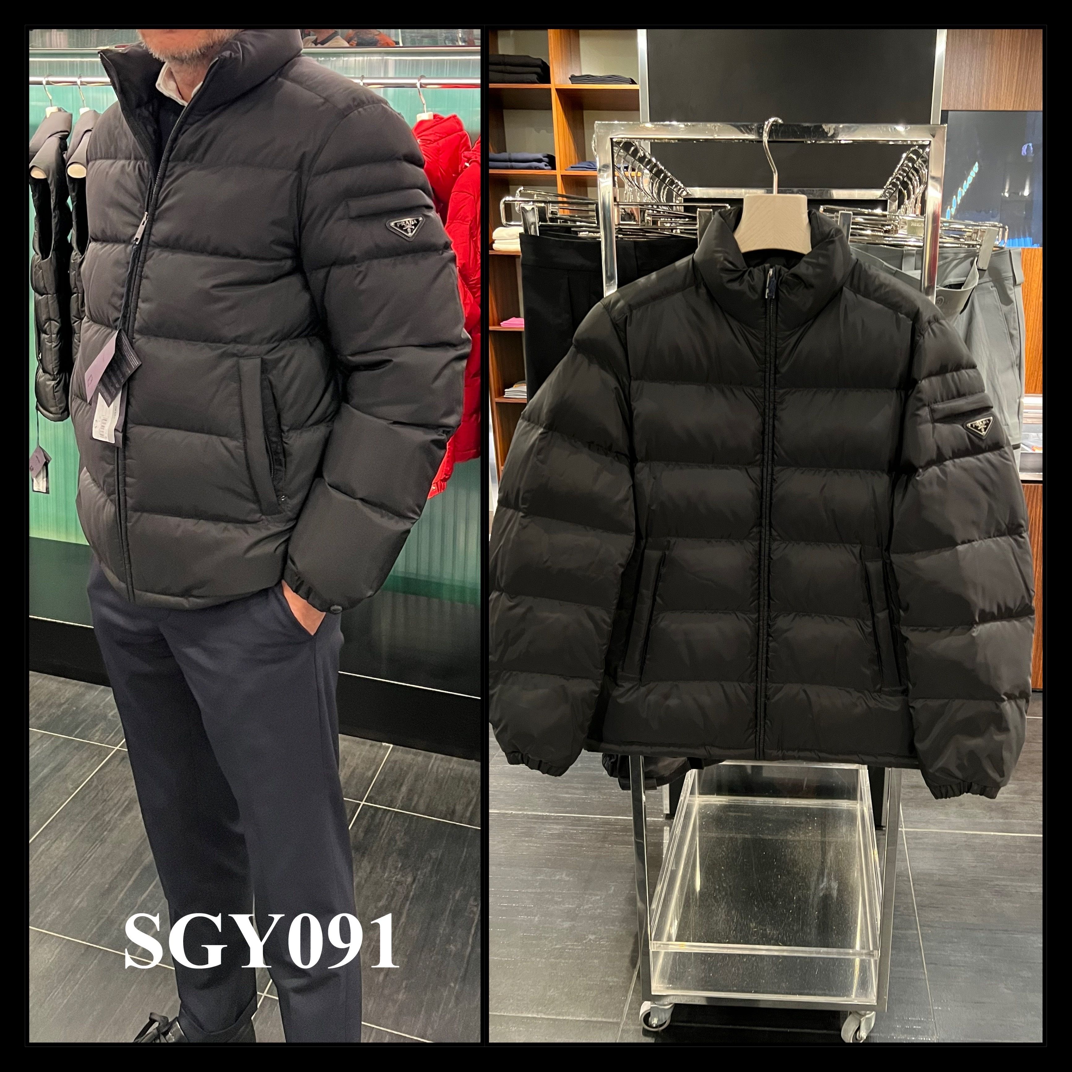 PRADA((SGY091))三角ロゴ 大人気ダウンジャケット (PRADA/ダウン