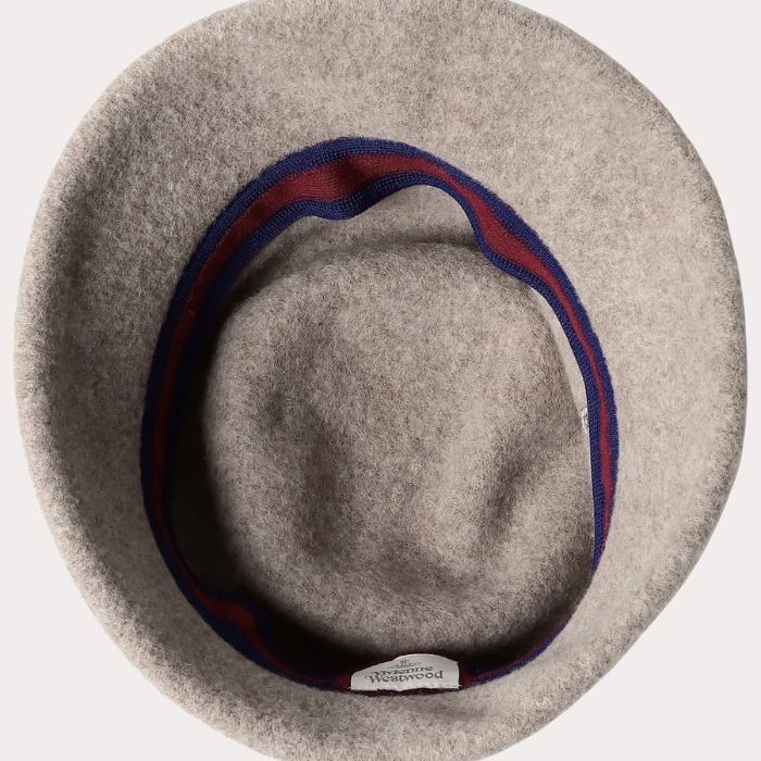 完売必至♪*Vivienne Westwood* ラインORB刺繍 バスククロッシェ