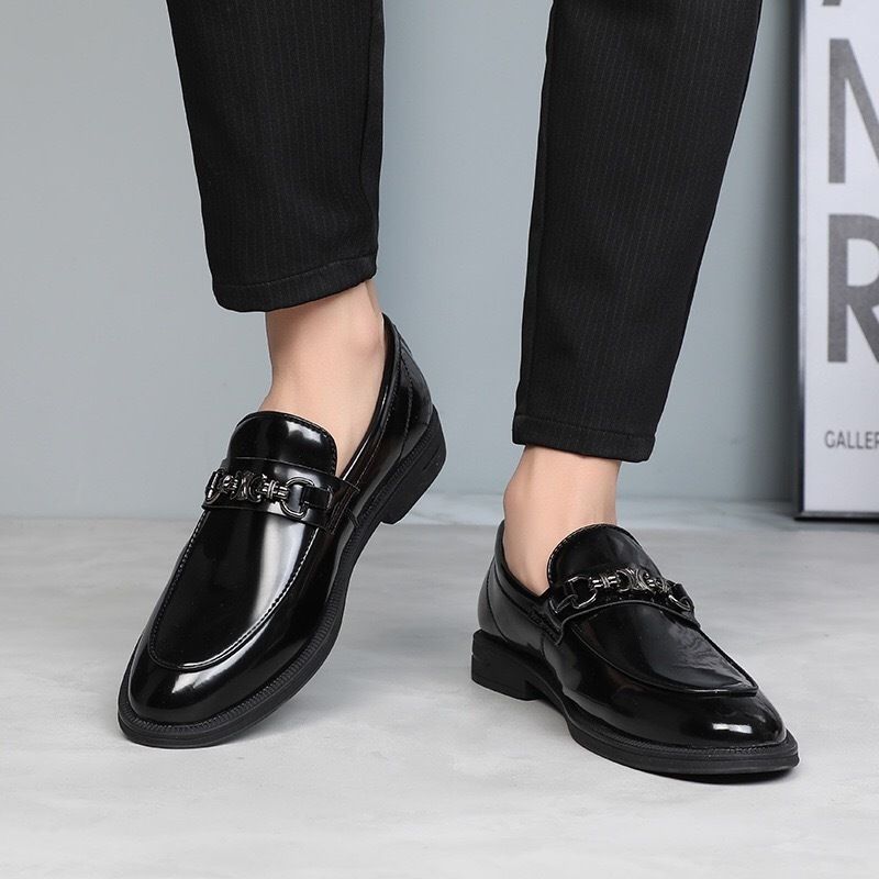 エナメル ローファー クロスチェーン クロコダイル調 カジュアル