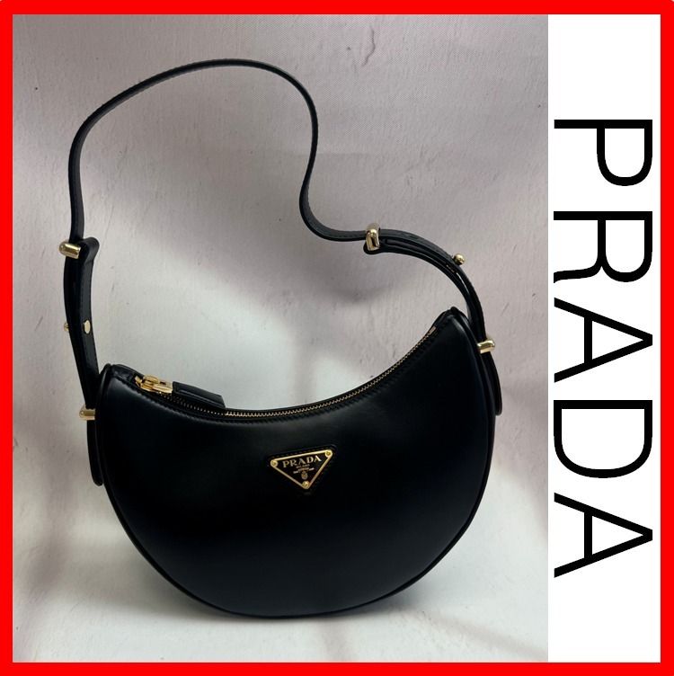 ☆人気☆【PRADA】☆プラダ アーケ レザーショルダーバッグ☆ (PRADA