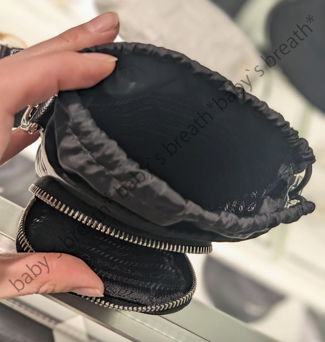 国内発送☆PRADA】Re-Nylon スマートフォンケース (PRADA/iPhone