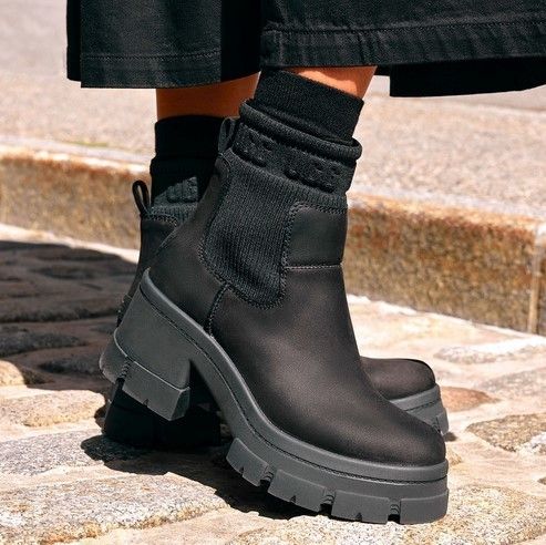 UGG(アグ) Brooklyn Chelsea サイドゴアブーツ 関税送料込 (UGG