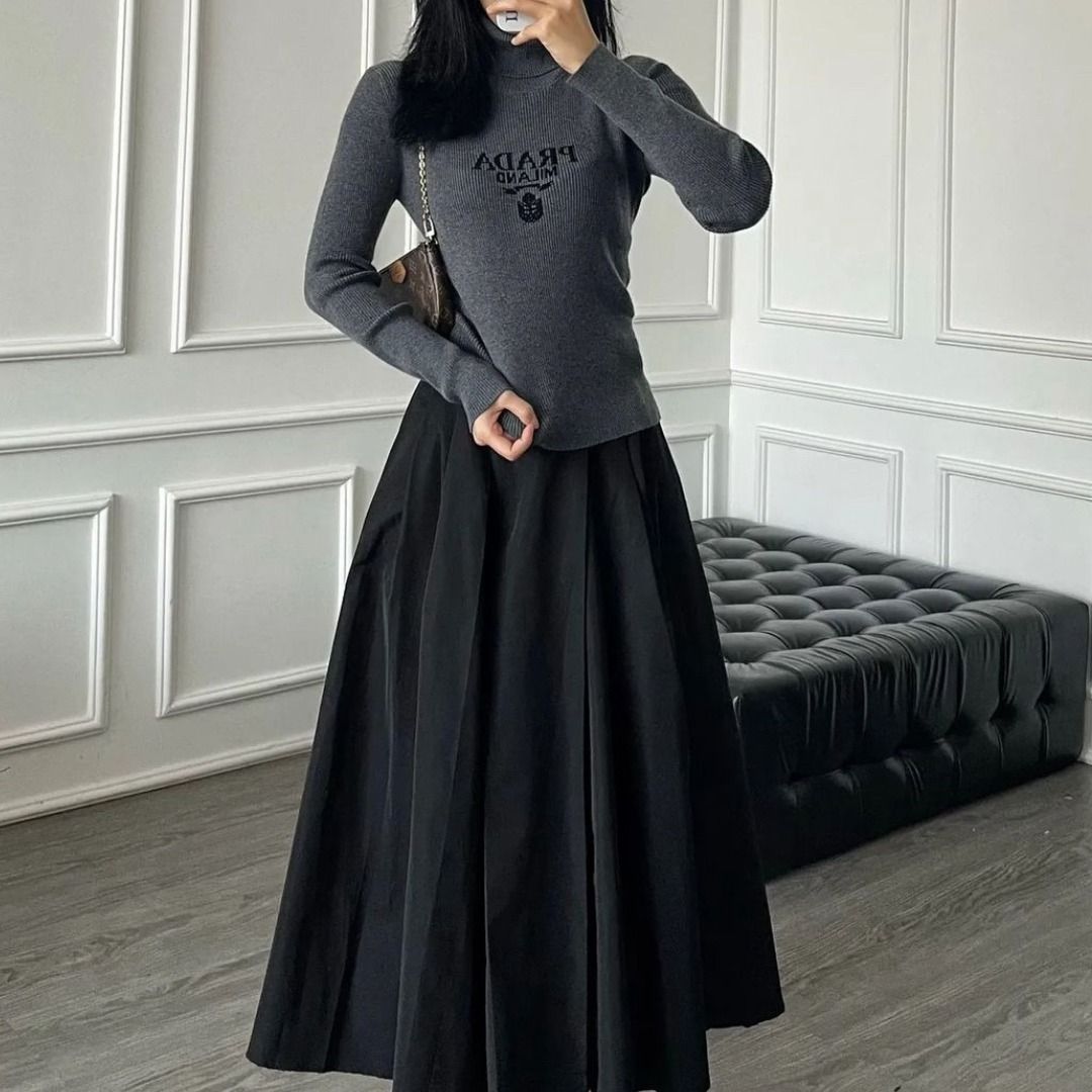 大人気】PRADA◇ファインウール タートルネックセーター 長袖 (PRADA